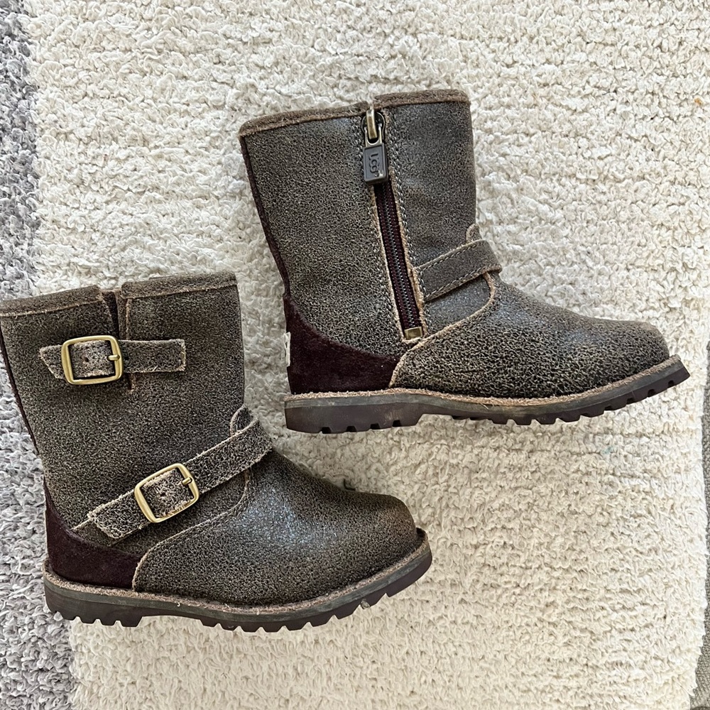 Girls UGG size 7 boots brown buckle side leather